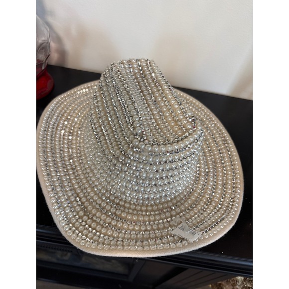 Accessories - Cream Faux Pearl and Rhinestone Embellished Cowboy Bridal Hat Western Glam NEW
